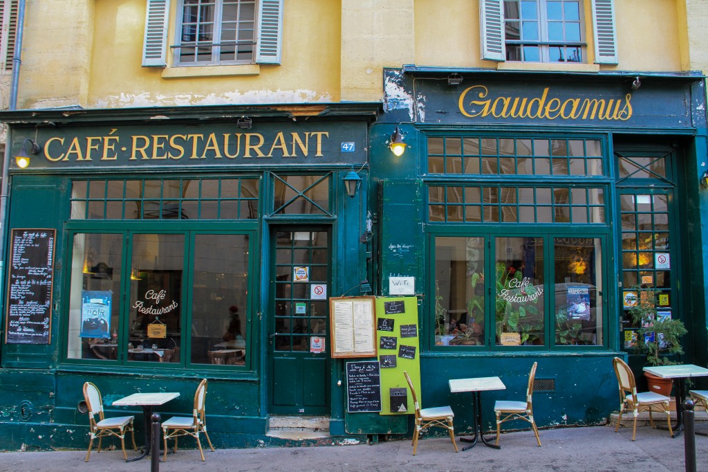 Cafe restaurant Parisian
