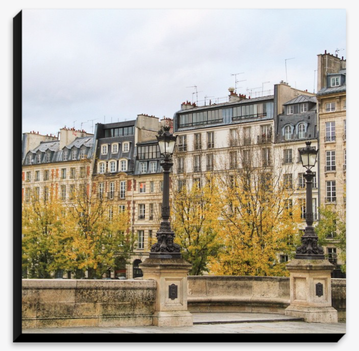 yellow paris pontneuf