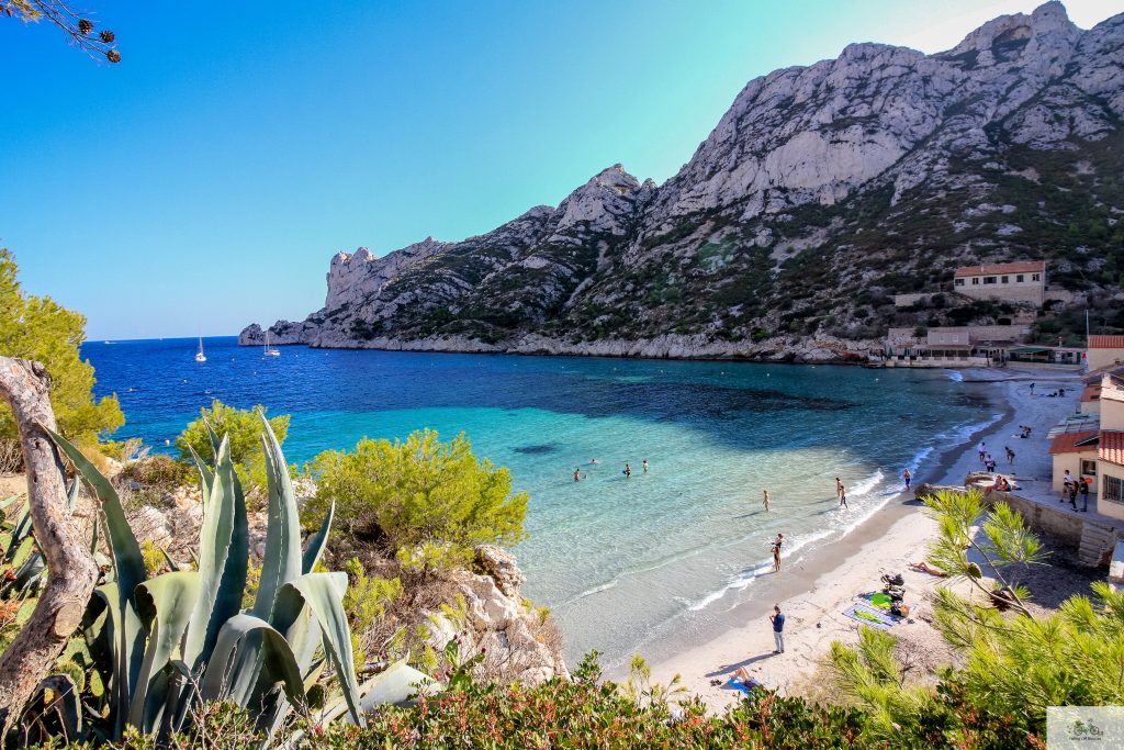 Falling Off Bicycles, Julia Willard, France Instagrammer, calanque, Provence, Côte d'Azur, Mediterranean Sea, swim in France, Calanque Sormiou