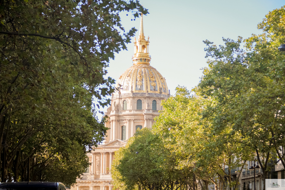 Julia Willard, Falling Off Bicycles, Paris photographer, Paris, France, golden hour, Les Invalides, autumn in Paris, Fall in Paris