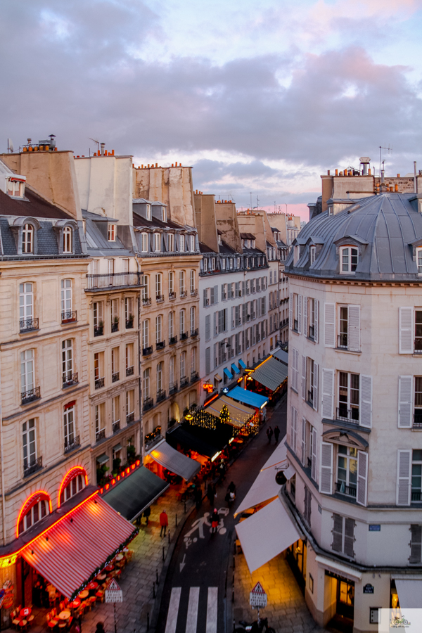 Julia Willard, Julie Willard, Falling Off Bicycles, Hotel de Buci, St. Germain des Prés, Christmas in Paris