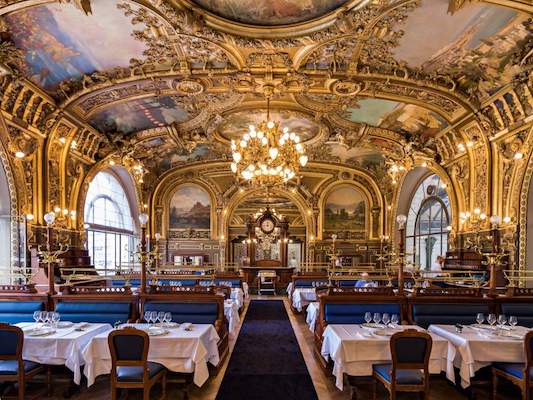 food, where to eat in Paris, Valentine's Day Paris, dining in Paris, dîner à Paris, Falling Off Bicycles, Julia Willard, Julia Arias, Julie Willard, food in Paris, best restaurants in Paris, restaurant