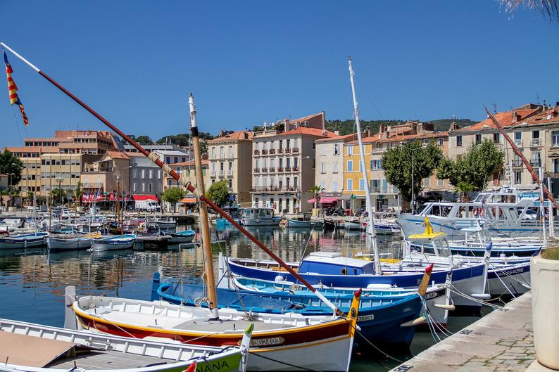 Julia Willard, Falling Off Bicycles, Côte d\'Azur port, fine art France photography, Provence photo, travel photo