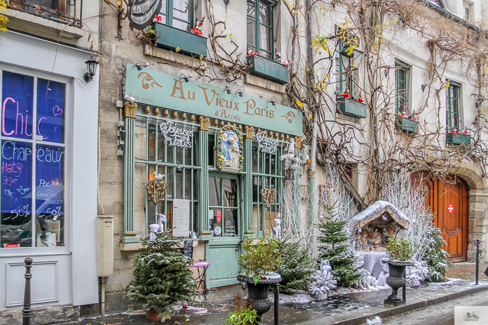 Julia Willard, Julie Willard, Julia Arias, Falling Off Bicycles, Paris blogger, Paris blog, France blog, Paris snow, winter in Paris, Saint Michel, Notre Dame, Paris metro, Ile Saint Louis