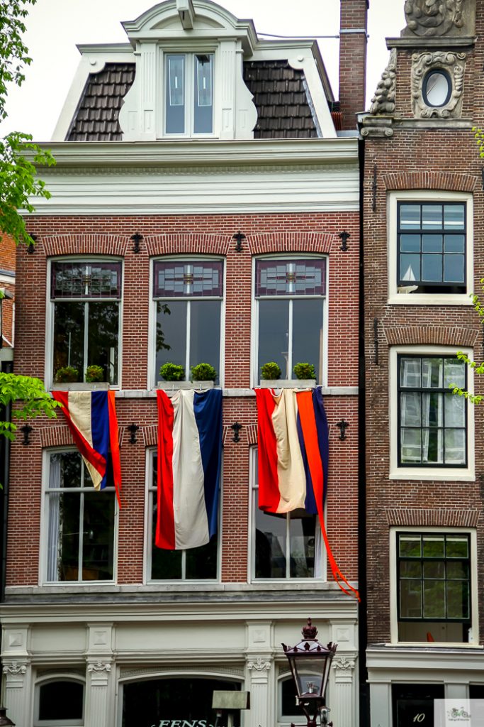 Julia Willard, queens day, Julia Arias, Julie Willard, Amsterdam, Netherlands, biking in Amsterdam,