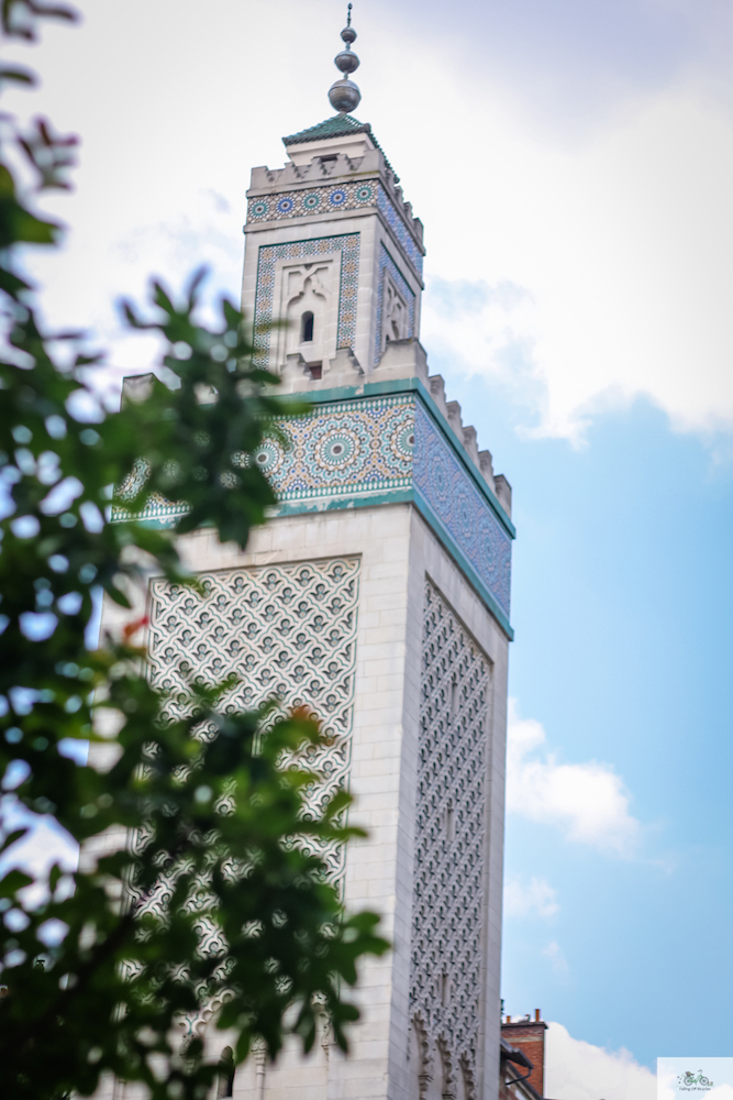 Grande Mosquée de Paris, Julia Willard, Falling Off Bicycles, France, Paris, blue tiles, Paris mosque