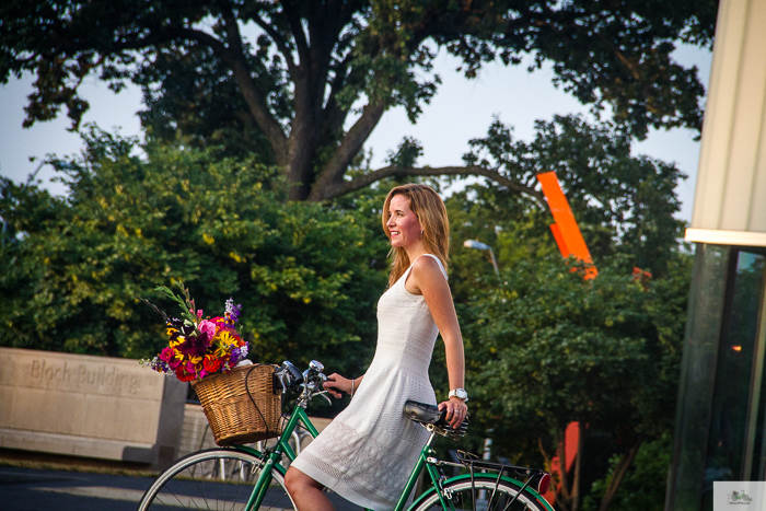 Julia Willard, Julie Willard, Julia Arias, Falling Off Bicycles, Nelson Atkins Museum of Art, Kansas City, Missouri, green bike, bike in KC, bike in Kansas City, bike in Paris