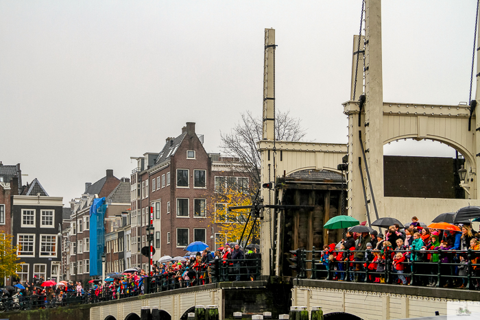 Julia Willard, Julie Willard, Falling Off Bicycles, Julia Arias, Europe photography, Amsterdam, Christmas in Amsterdam, bike in Amsterdam